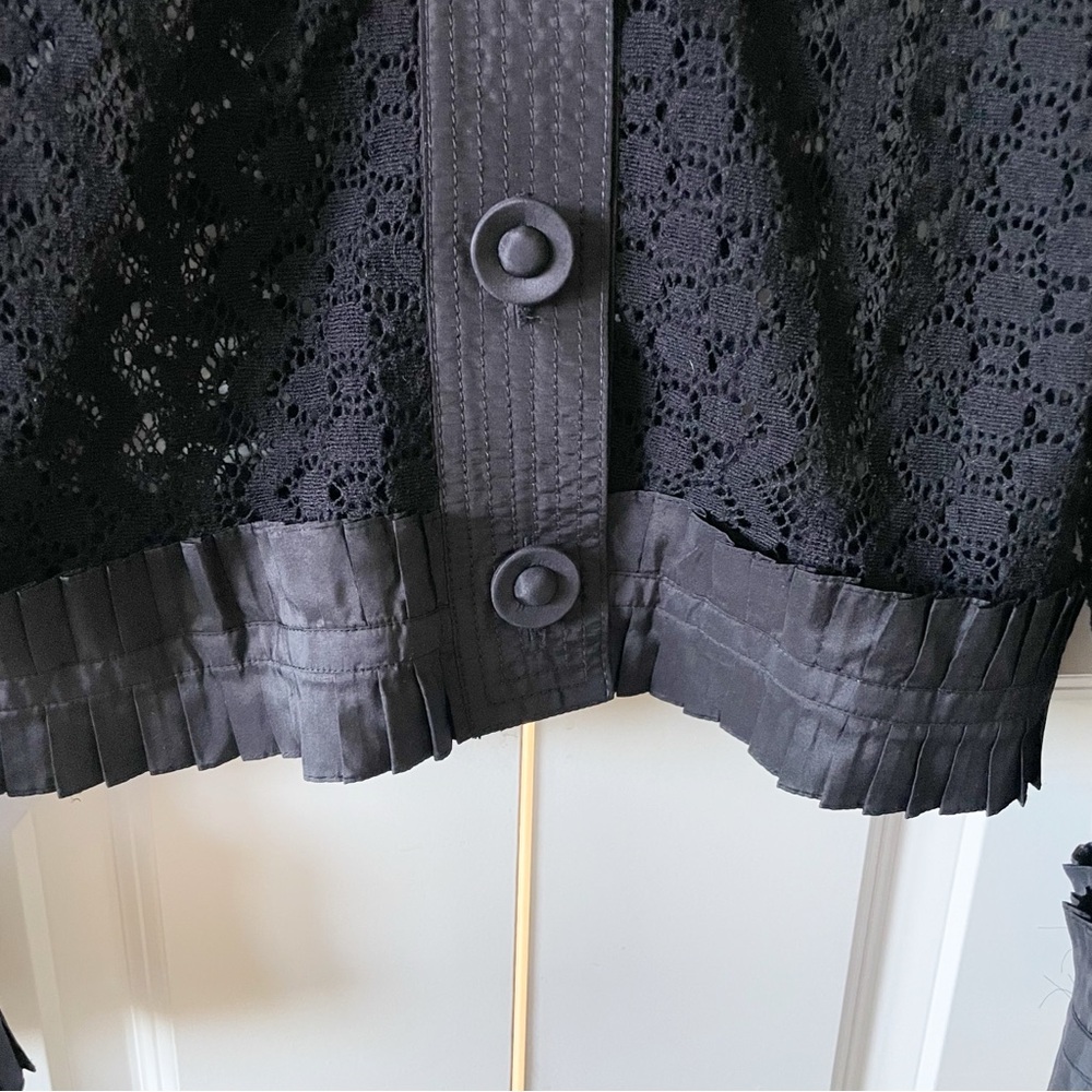 Tracy Reese Black Lace Ruffle Cropped Button Front  Blazer Jacket Size Large - Picture 5 of 9